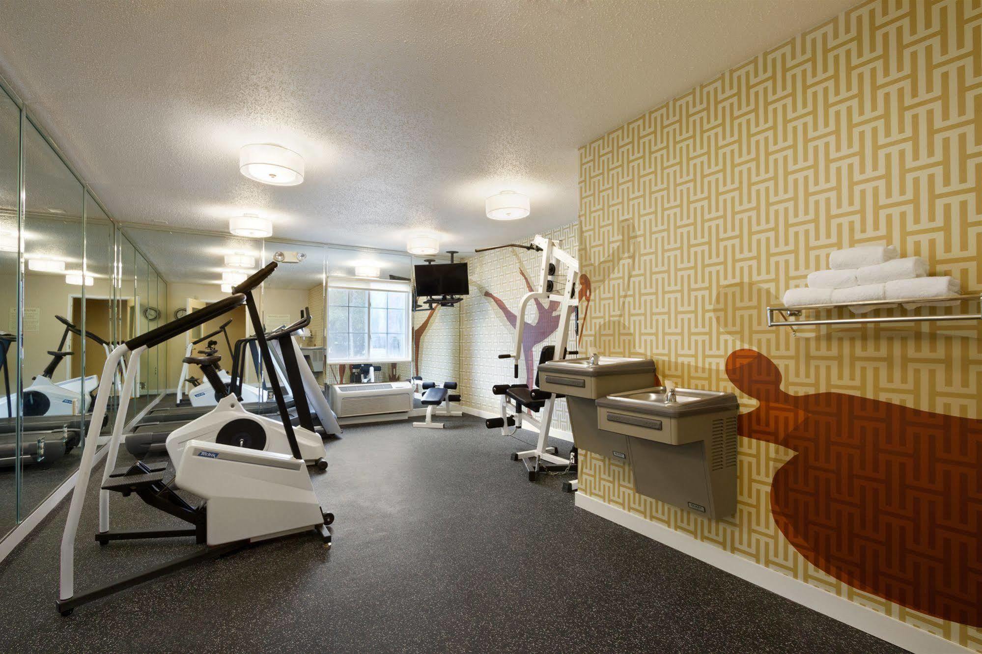 Mainstay Suites Hartford Мериден Экстерьер фото